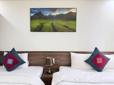 Triple Room with City View — Lee Homestay Sa Pa